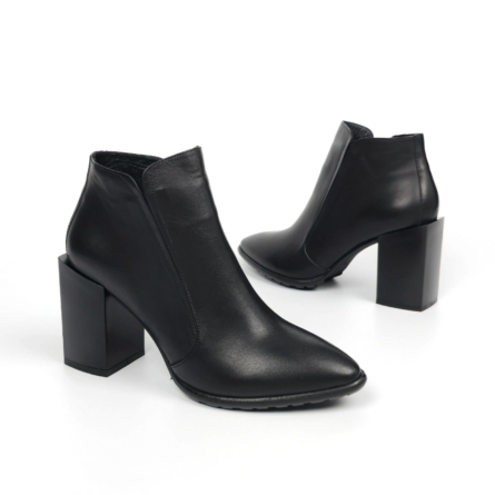 Obsidian Black