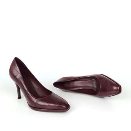 Burgundy Wine