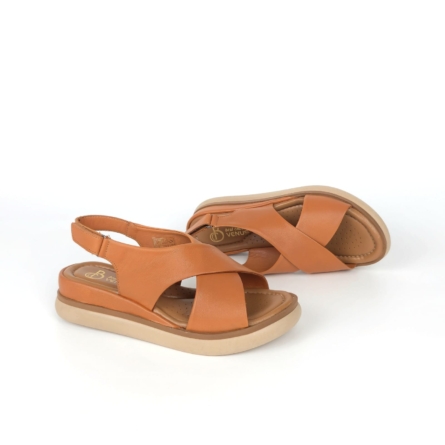 Talia Everyday Buckle Sandal - Caramel Tan